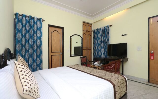 OYO 12311 Hotel Annus Holidays