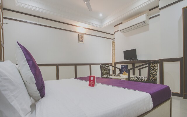 OYO Flagship 983 Hotel Surya Residency