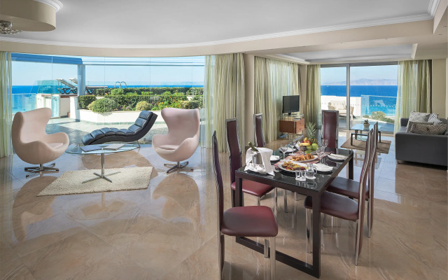 Atrium Platinum Resort Hotel & Spa