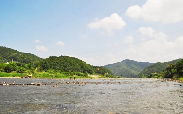 Hongcheon Glamping Club Lespia