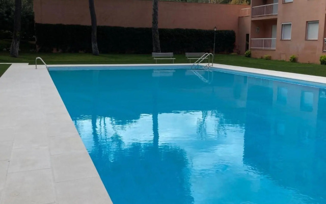 Apartamento con WiFi y Aire acondicionado en Pals Playa