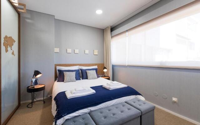 CN150 boutique studio, charming flat