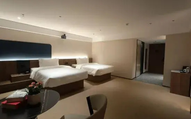 Imperial Dragon Bay Rojoy Hotel