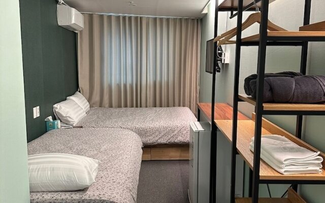 R Guesthouse Jongmyo
