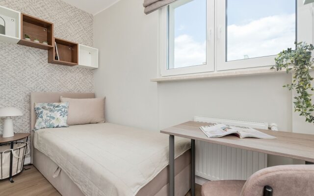 Gdańsk Beachside Apartment by Renters