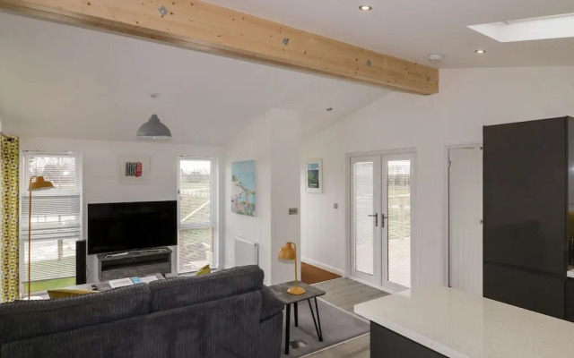 11 Meadow Retreat