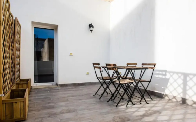 Syracuse Duplex Apartment 1 With Terrace by Wonderful Italy