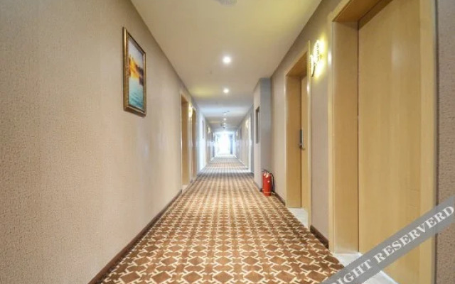 Pai Hotel Xinzheng Longhu University City