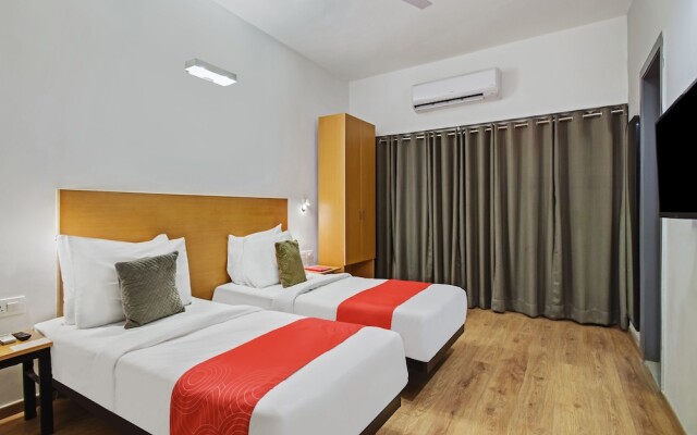 OYO Townhouse 030 Ashram Road Ahmedabad