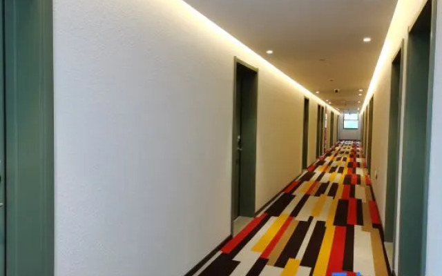 Ibis Hotel (Nanjing Lishui Station Tianli Plaza Branch)