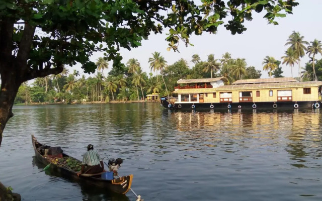 Sea Breeze Beach Home Stay