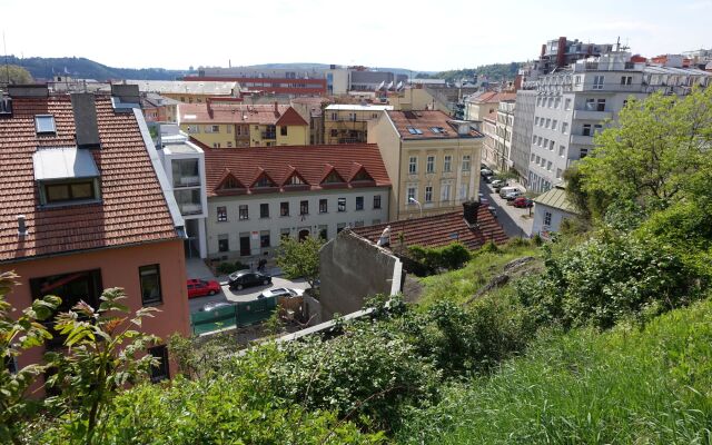 EEL Brno apartments