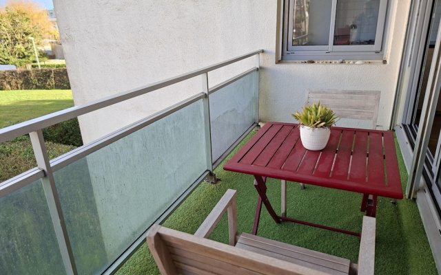 100m From the Sandy Beach in Plougonvelin