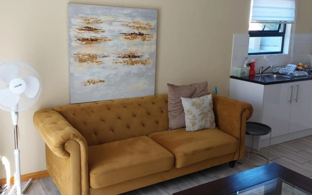 Shalom Self Catering