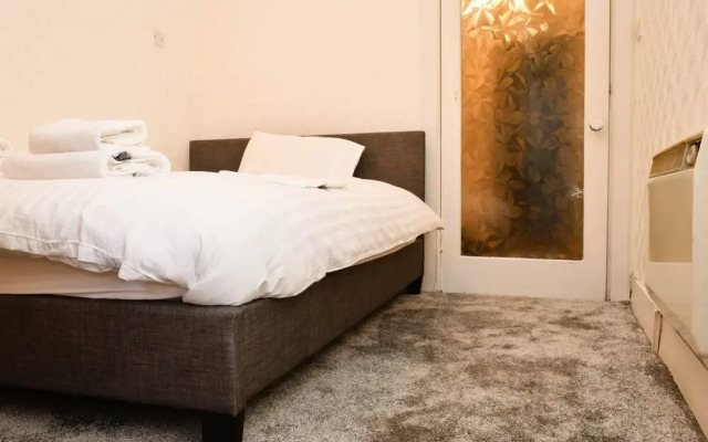 Stylish 2 Bedroom Apartment By Edinburgh Castle