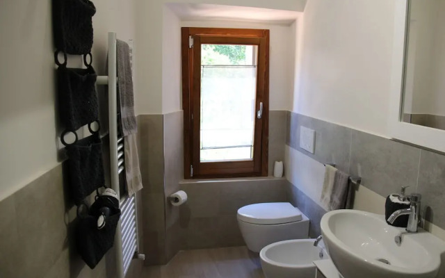 The Window on the Cathedral - Studio Apartment