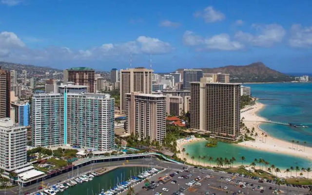 Ilikai Hotel & Luxury Suites