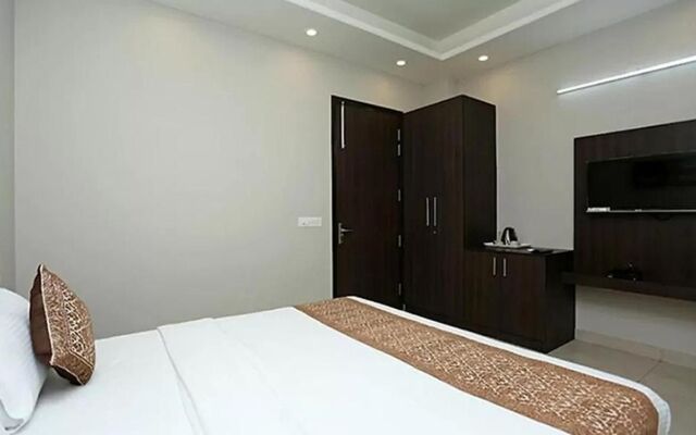 FabHotel Bliss Premium