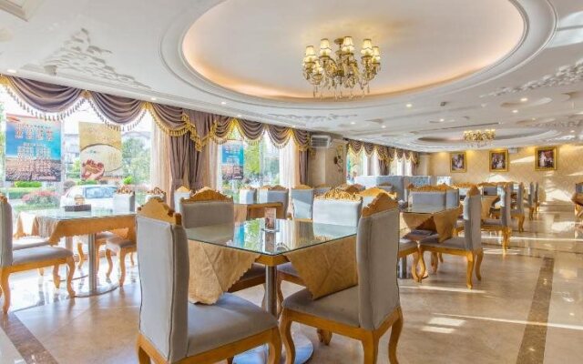 Vienna International Hotel