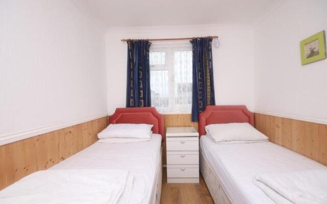 34D Medmerry Park 2 Bedroom Chalet