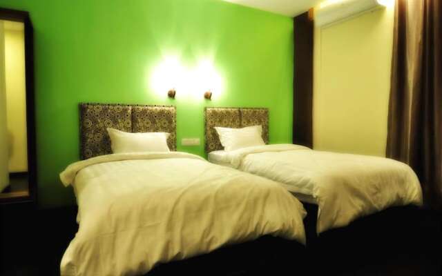 Aston Boutec Hotel Lintas Plaza