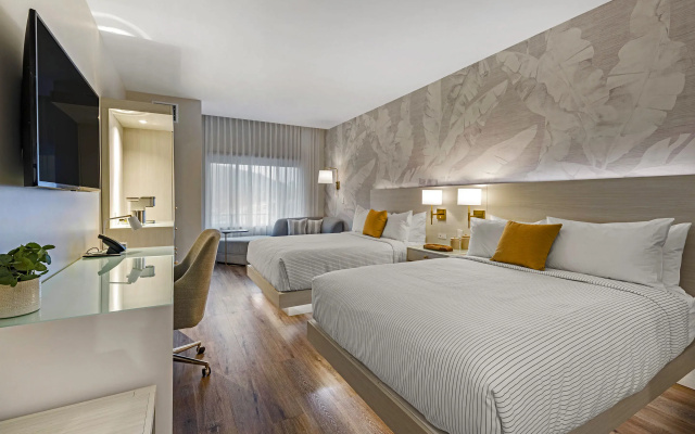 Cambria Hotel & Suites Plymouth