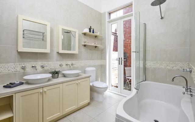 Windermere Fitzroy - Rejuvenate Stays