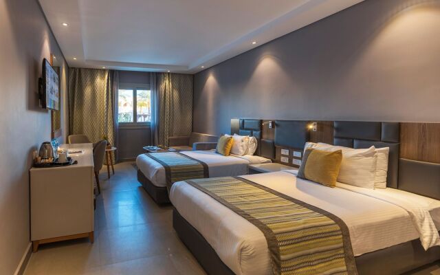 Sunrise Diamond Beach Resort - Grand Select
