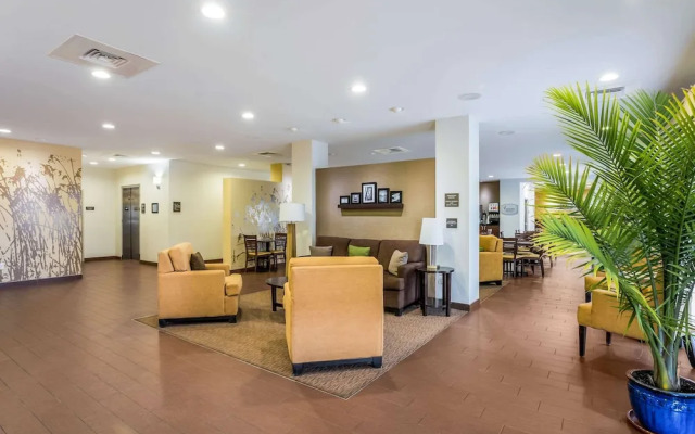Sleep Inn & Suites