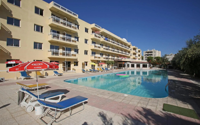 Sunquest Gardens Holiday Resort