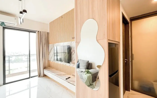Spacious And Homey 2Br At Apartment Sky House Alam Sutera