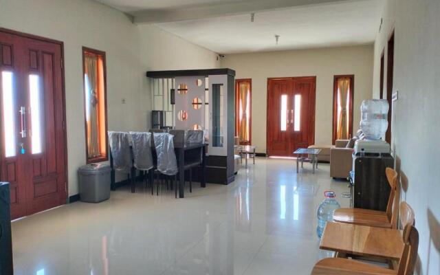 Bromo Seruni Guesthouse