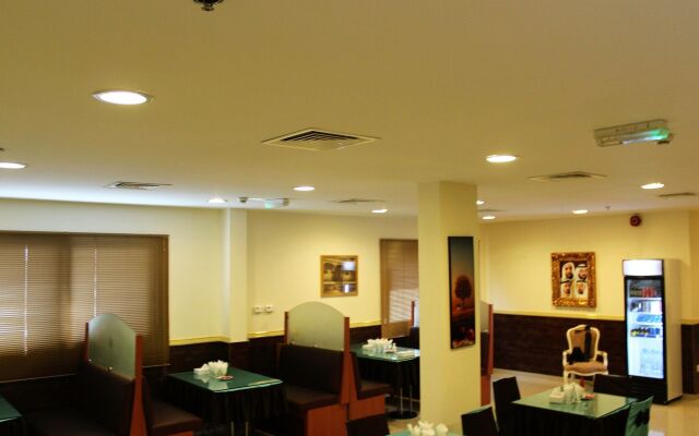 Naif Fort Hotel