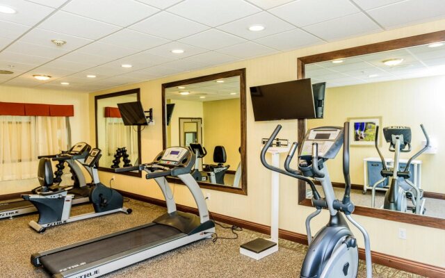 Holiday Inn Express Cheektowaga North East by IHG