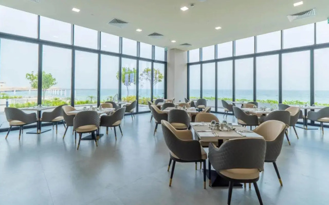 Beach Bay Hotel Mirfa