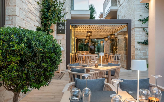 Airis Boutique & Suites