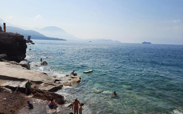 Apartmani Tomovic