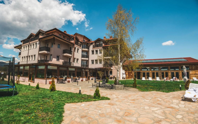 Seven Seasons Hotel