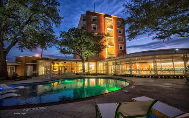 The Fredonia Hotel and Convention Center