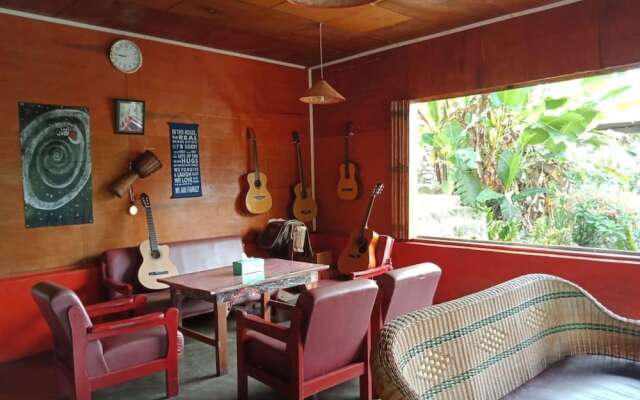Laster Jony's Guest House