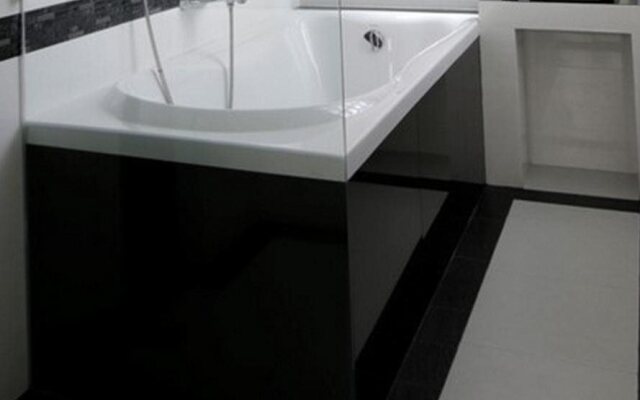Kaimook Hill Bed and Breakfast Phuket
