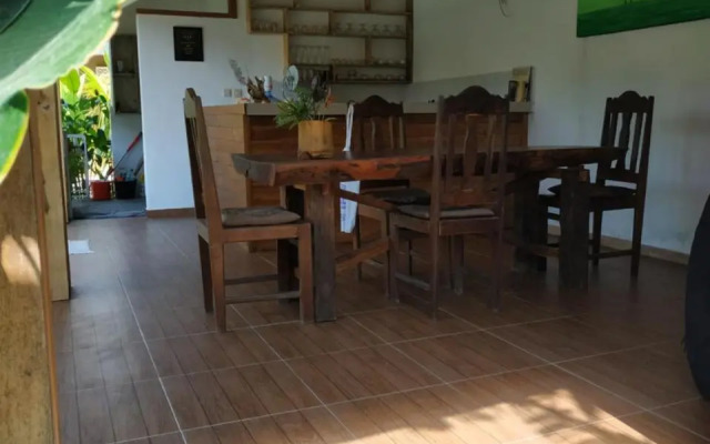 Surf Retreat Villa Sari