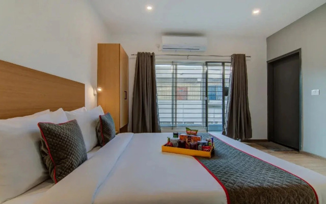 OYO Townhouse 047 Kanakpura Road