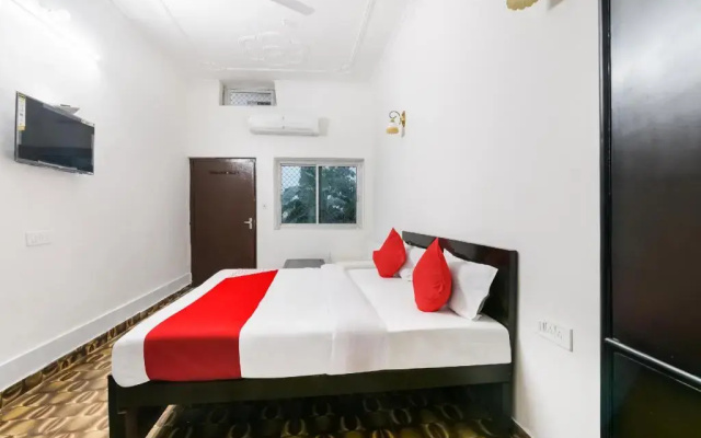 Hotel Kavyanjali by OYO Rooms