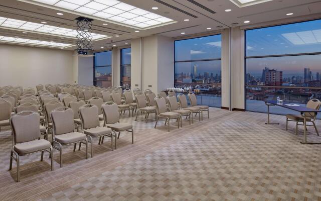 Doubletree by Hilton Istanbul Umraniye