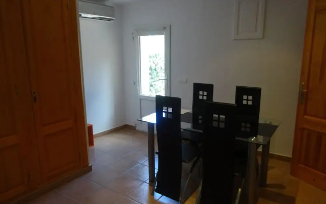 Apartment in Villa Quiet Residential Area Close to all Activities