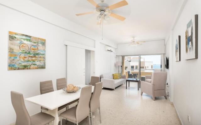 Apollon Beachfront Apartment 302