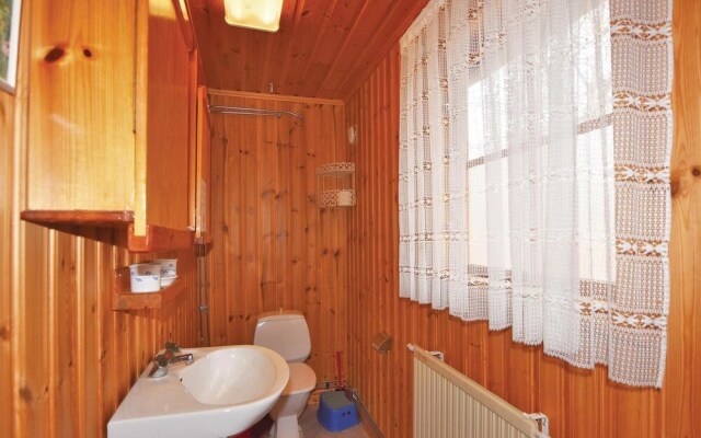 Amazing Home in Hammarö With 2 Bedrooms