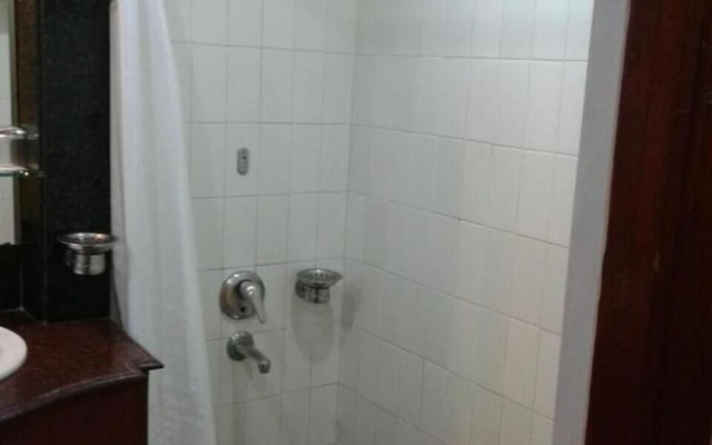 Hotel Ritz Plaza