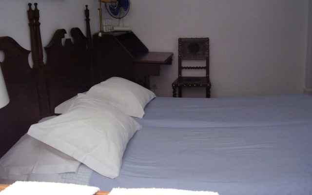 Alves Torgo 14 Lisbon Guest House